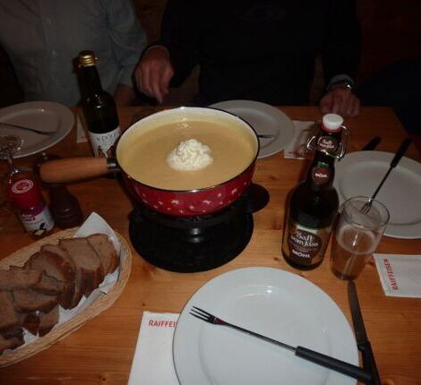 Bild: Churfirsten-Stamm «(nicht)Schlitteln» am Wisboden