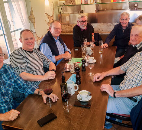 Bild: Le Mutzen - Buchsistamm