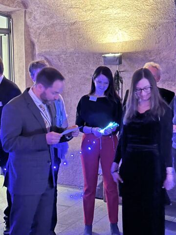 Hektor liest den Taufspruch