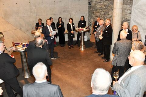 Balu begrüsst die Gäste