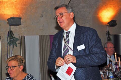 Balu führt durch den Abend